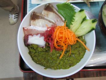 メカブ丼 メカブ丼